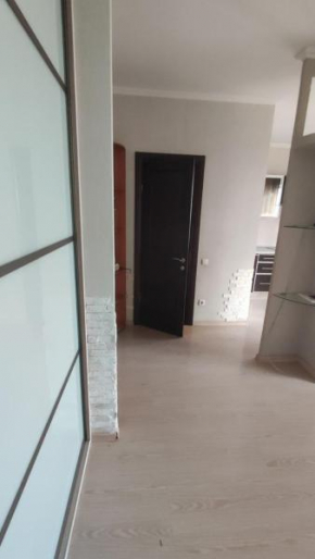 VIP apart 321